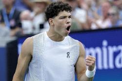 NG娱乐- 费德勒复出比赛 