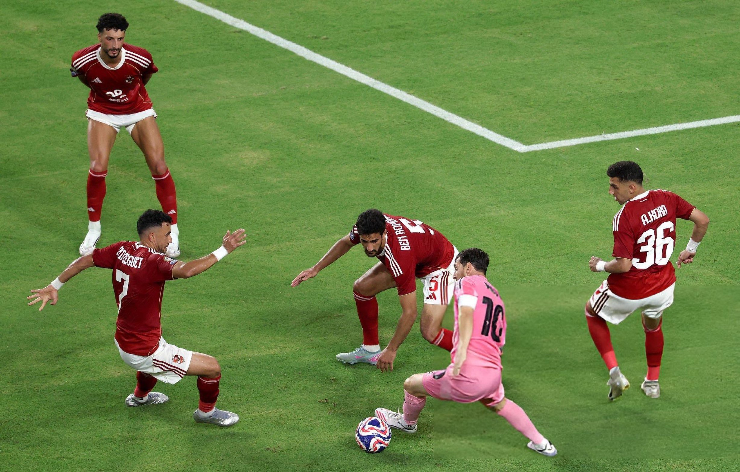 窗口期体能课后；拜仁慕尼黑绝杀压哨备战意大利杯；话题不断；训练强度明显提升(拜仁慕尼黑拒绝冬窗引援)